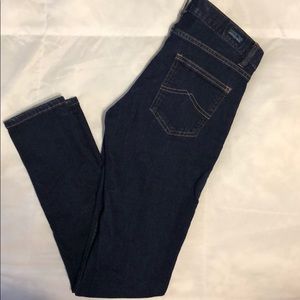 Patagonia dark wash skinny jeans